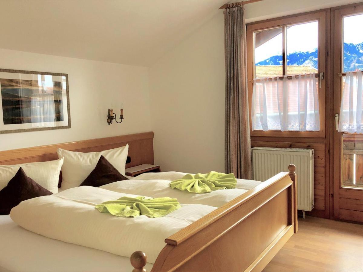 Gaestehaus Seeklause Schwangau Pokoj fotografie